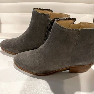 Jack Rogers Gray suede booties